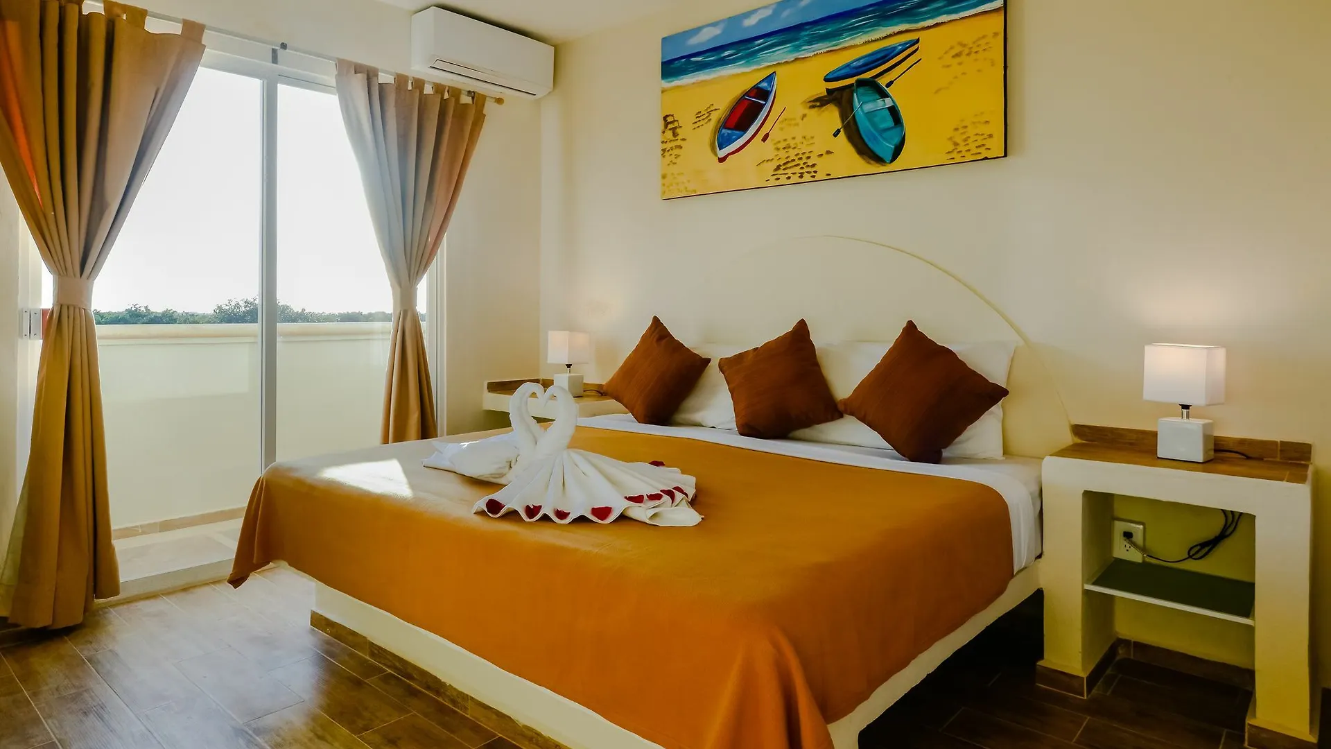 Casa Del Arbol Condo Playa del Carmen